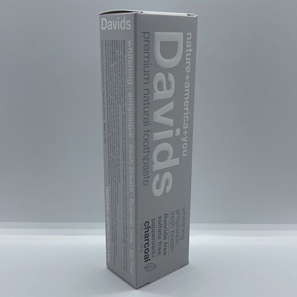 Davids Natural Toothpaste - Peppermint & Charcoal - Picture 4 of 4